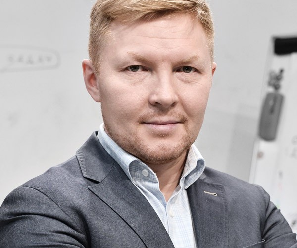 Команда Александр Репин директор Технолгии